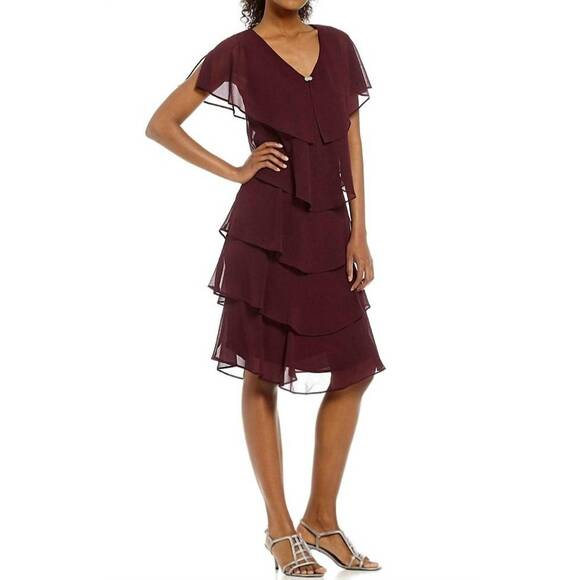 SLNY Dresses & Skirts - NEW SLNY georgette tiered capelet dress in fig
